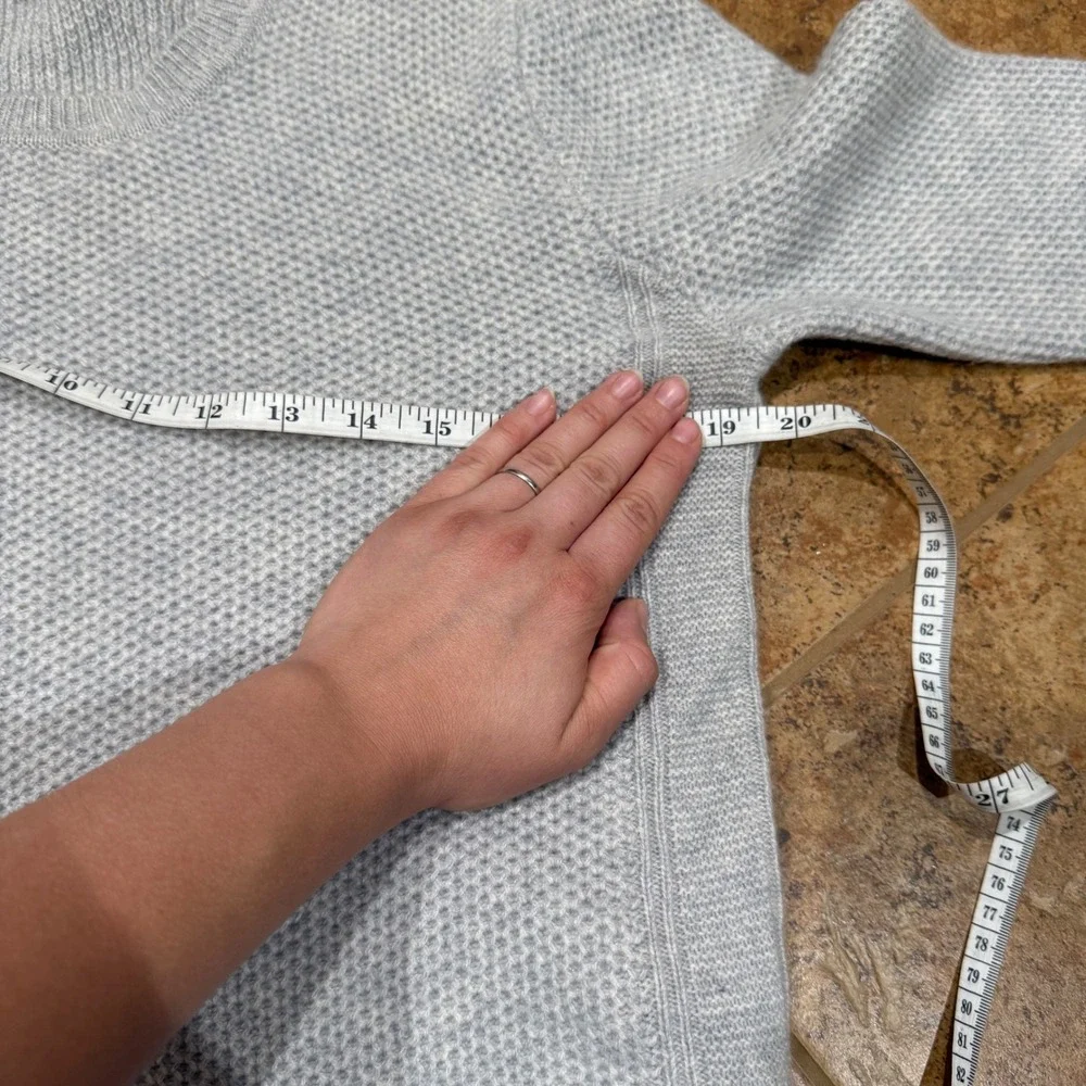 Club Monaco pit gray